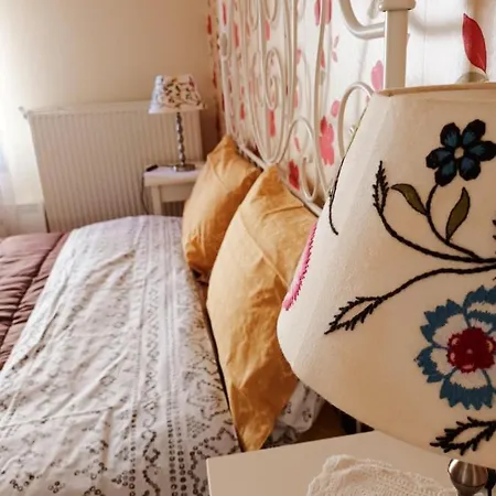 Village House Grevena Semesterbostad *