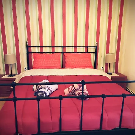 Village House Grevena Semesterbostad *